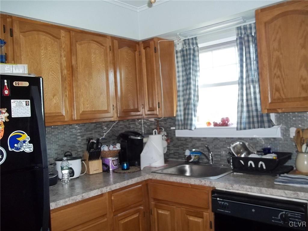 2280 Grove Road Allentown, PA 18109 - Photo 2 of 19 Gallery Image 2