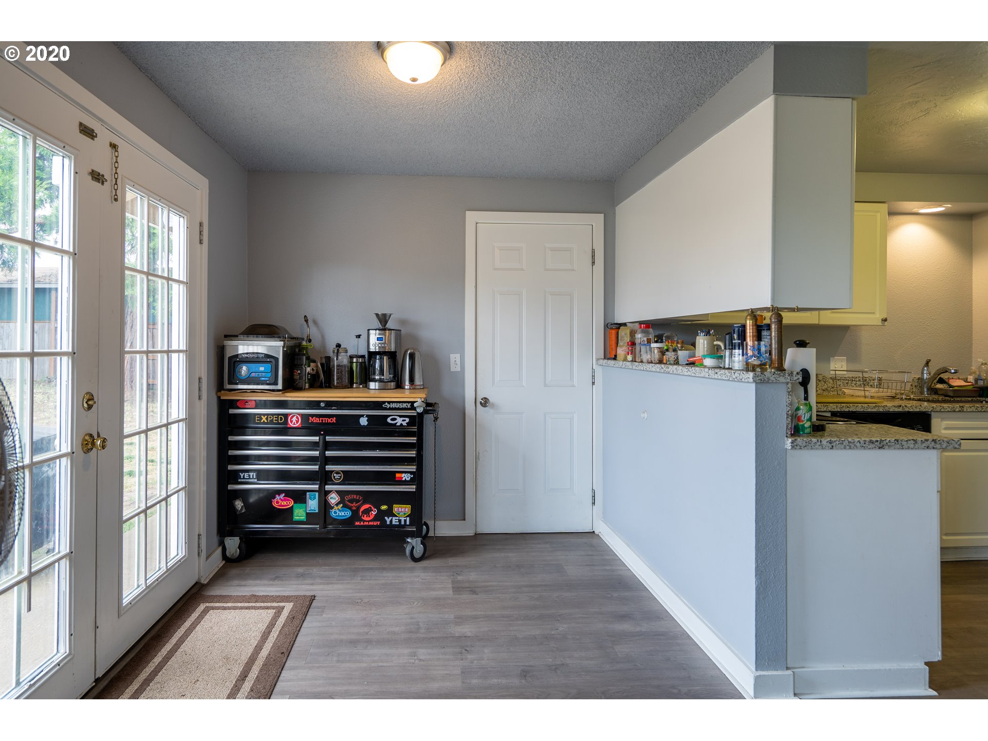 672 Janus Street Springfield, OR 97477 - Photo 4 of 17