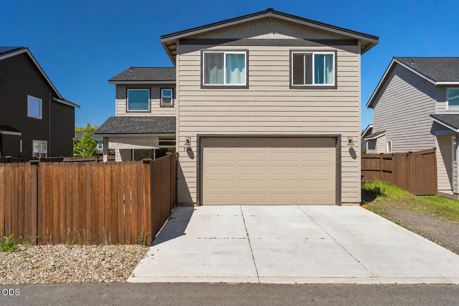 736 Northwest 27th Street Redmond, OR 97756 - Photo 26 of 26