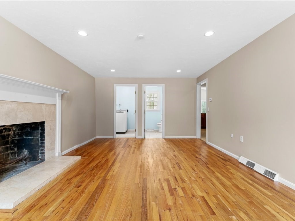 5 Alexander Road Hopkinton, MA 01748 - Photo 8 of 38 Gallery Image 8