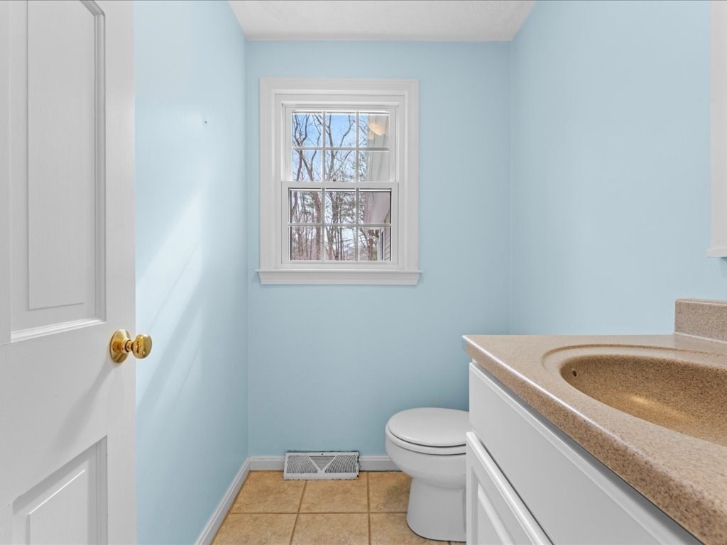 5 Alexander Road Hopkinton, MA 01748 - Photo 9 of 38 Gallery Image 9
