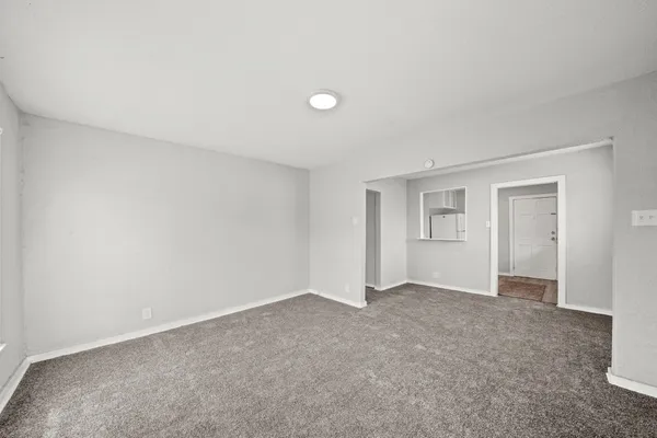 $849 | 1721-17 West 5th Street, Freeport, TX 77541