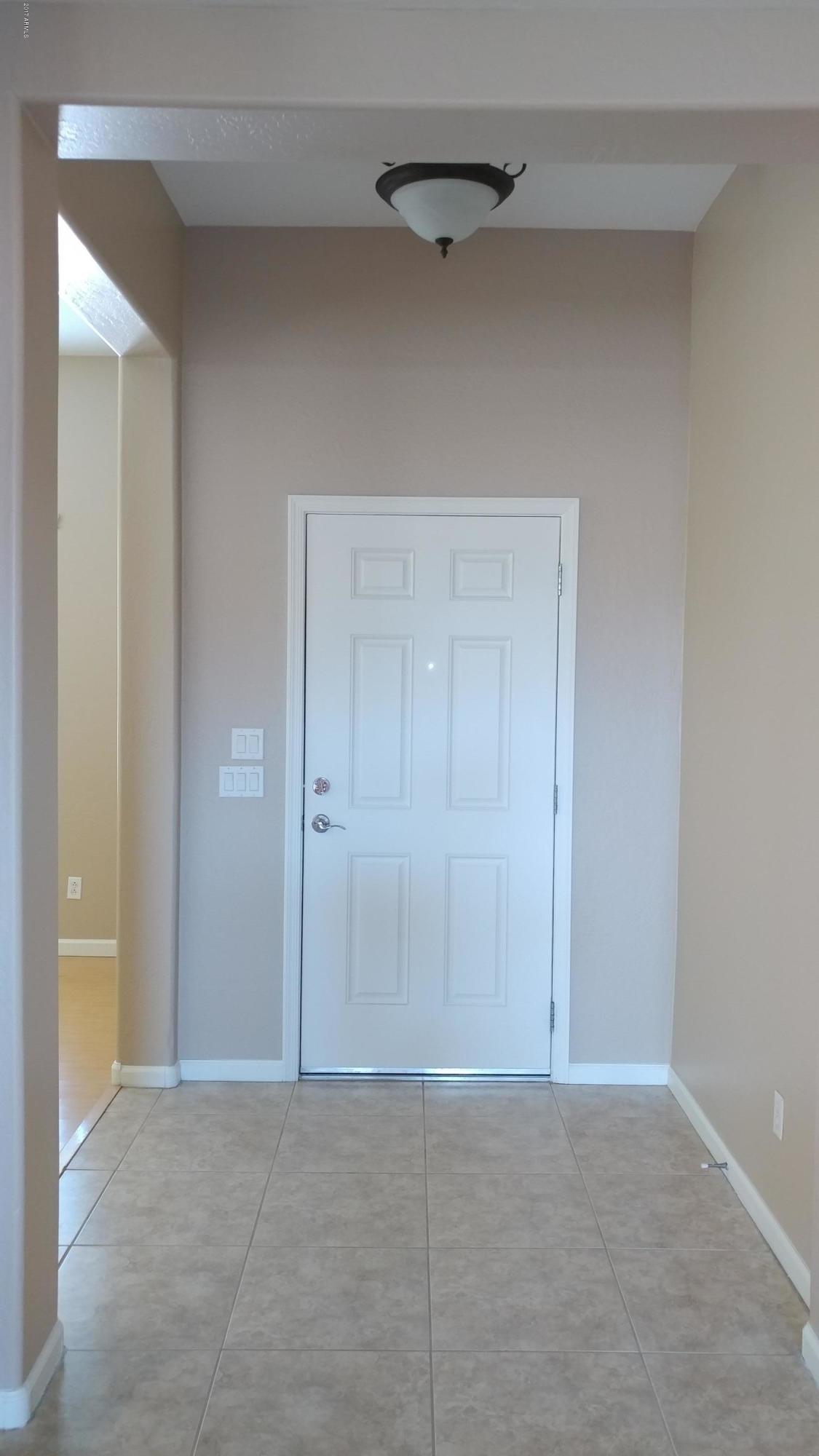 1333 East Walnut Road Gilbert, AZ 85298 - Photo 3 of 37 03