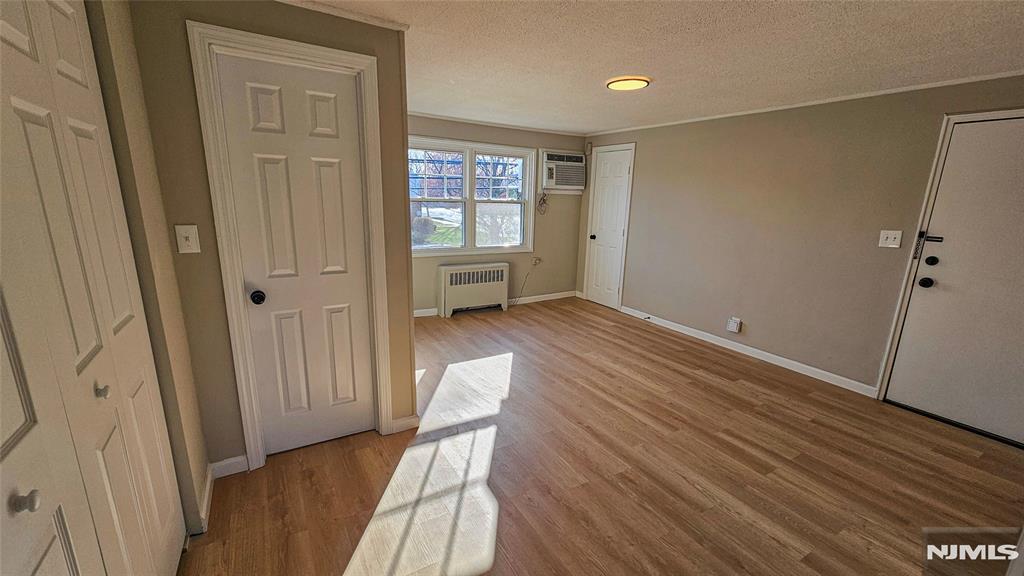 64 Hastings Avenue, Unit B Rutherford, NJ 07070 - Photo 5 of 14
