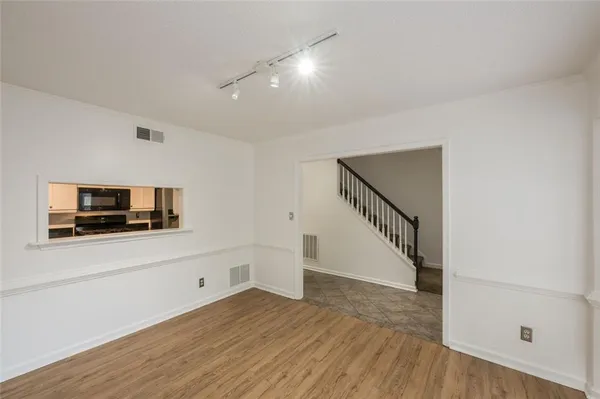 $2,200 | 9070 Cobbler Court, Roswell, GA 30076