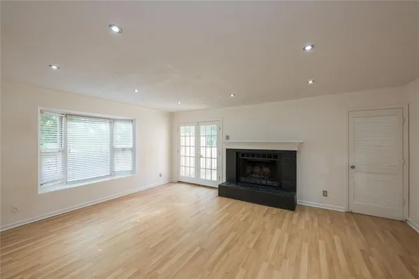 $2,200 | 9070 Cobbler Court, Roswell, GA 30076