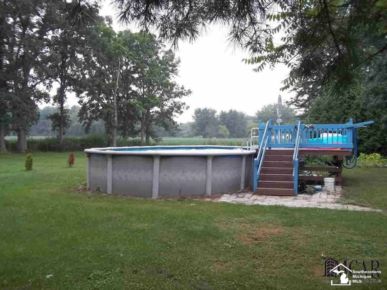 3715 Kelly Road Erie, MI 48133 - Photo 22 of 30 Pool