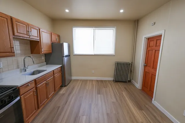 $2,100 | 112 Amory Street, Unit 1, Boston, MA 02119