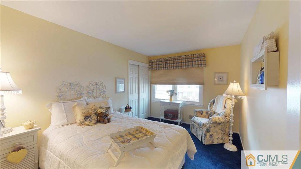 21 Oak Tree Road Monmouth Junction, NJ 08852 - Photo 13 of 20 Gallery Image 13