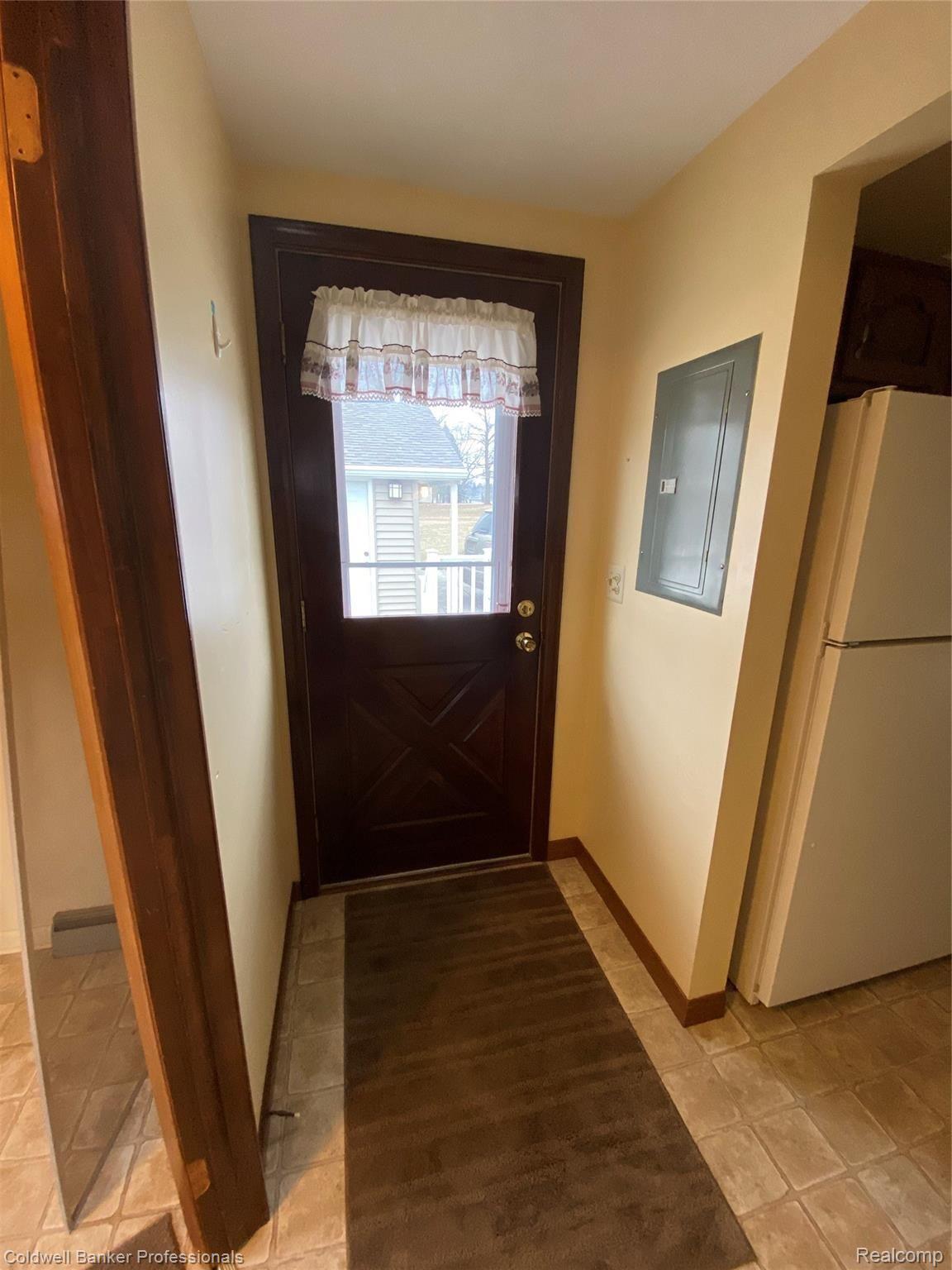 2329 Bowers Road Lapeer, MI 48446 - Photo 20 of 25 88C04B7A-7F6C-4C1D-8469-61EB0488CC66.jpeg