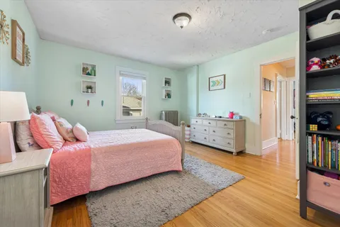 $775,000 | 406 South Evergreen Avenue, Arlington Heights, IL 60005