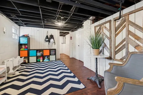 $775,000 | 406 South Evergreen Avenue, Arlington Heights, IL 60005