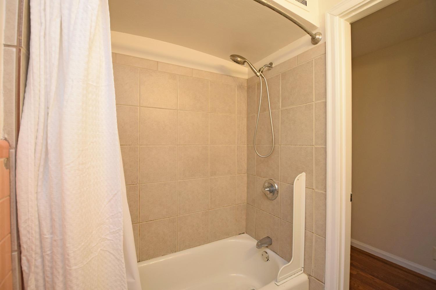 10474 Kenwood Road Blue Ash, OH 45242 - Photo 18 of 30
