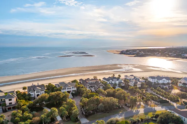 $3,200,000 | 112 Ocean Boulevard, Isle of Palms, SC 29451