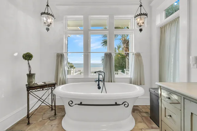 $3,200,000 | 112 Ocean Boulevard, Isle of Palms, SC 29451