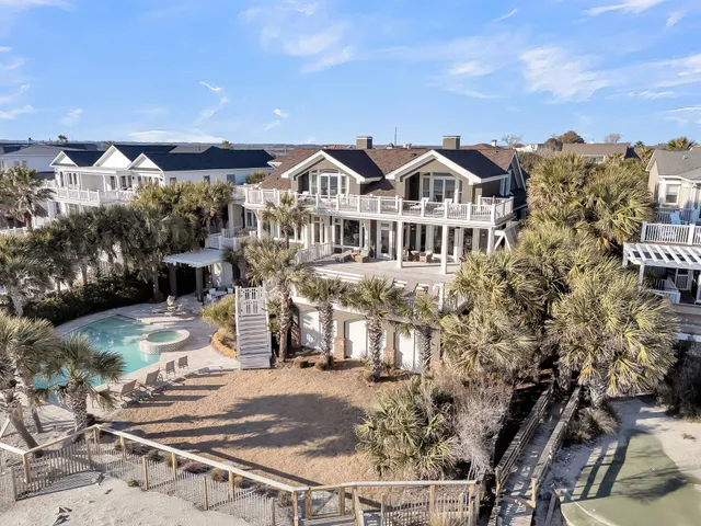 $3,200,000 | 112 Ocean Boulevard, Isle of Palms, SC 29451