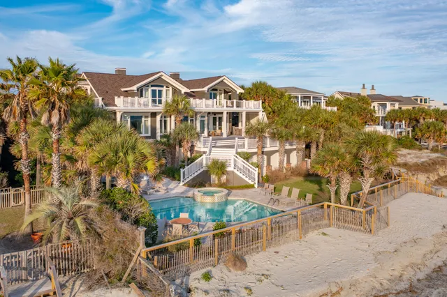 $3,200,000 | 112 Ocean Boulevard, Isle of Palms, SC 29451