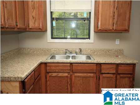 2506 Simpson Street Anniston, AL 36201 - Photo 6 of 25