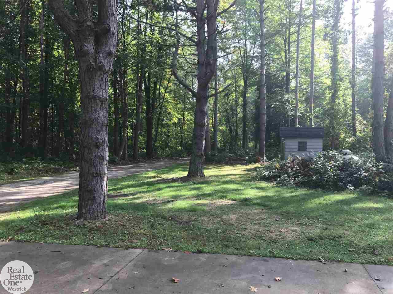 7229 Trumble Road St. Clair, MI 48079 - Photo 33 of 38 31331681-34.JPG