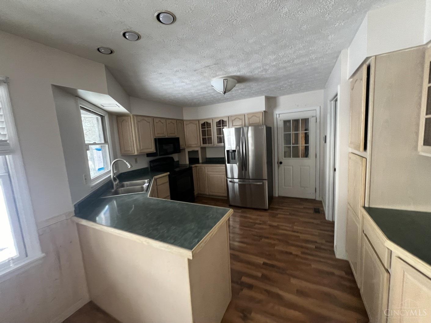 1546 Ridgeway Road Aberdeen, OH 45101 - Photo 3 of 10