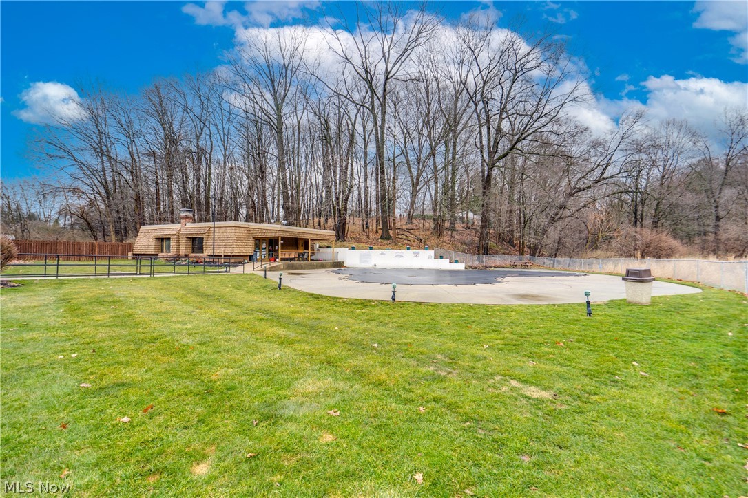 3070 Kent Road Stow, OH 44224 - Photo 9 of 43 View of the pool area