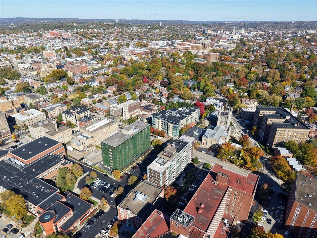 552 North Neville Street, Unit PH2 Pittsburgh, PA 15213 - Photo 37 of 42 an aerial view of a city with lots of residential buildings