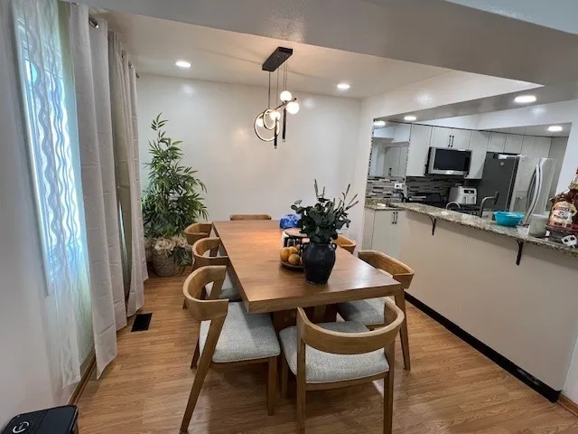 $399,000 | 468 Harmony Drive, Wheeling, IL 60090