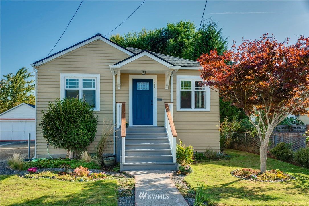 430 Wells Avenue North Renton, WA 98057 - Photo 1 of 25