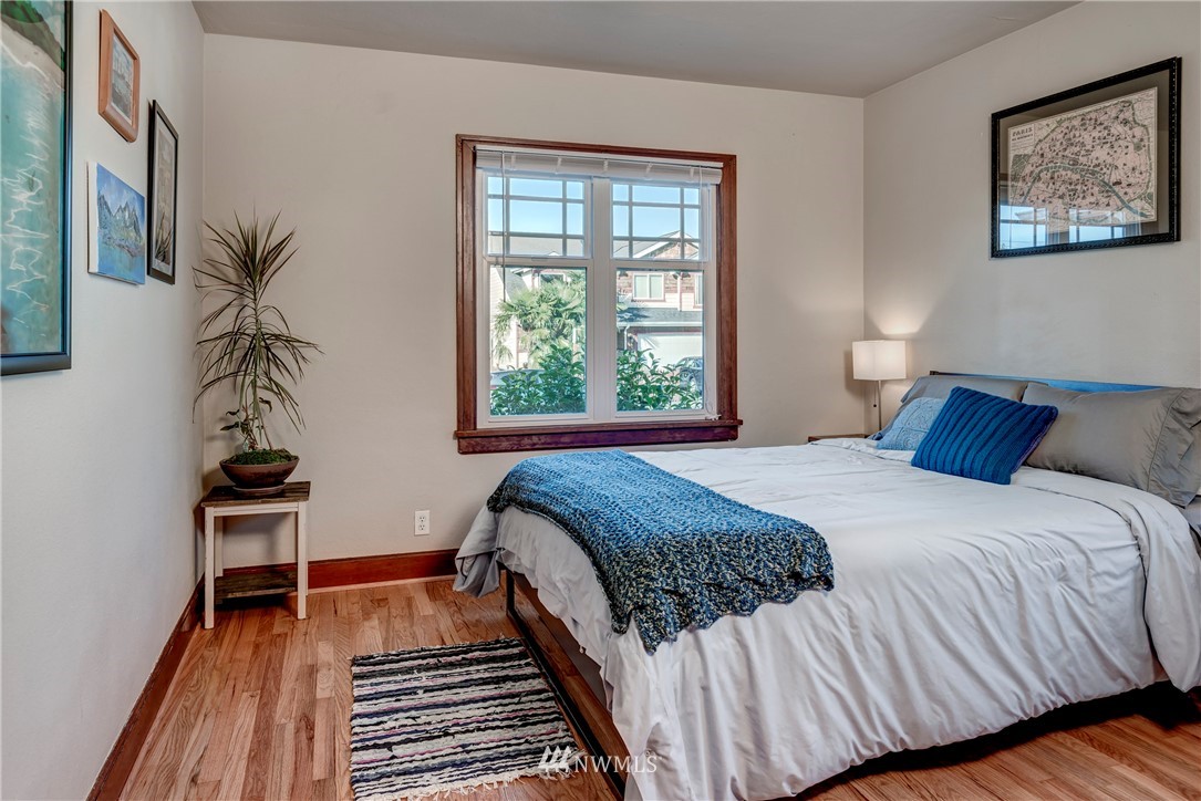 430 Wells Avenue North Renton, WA 98057 - Photo 10 of 25