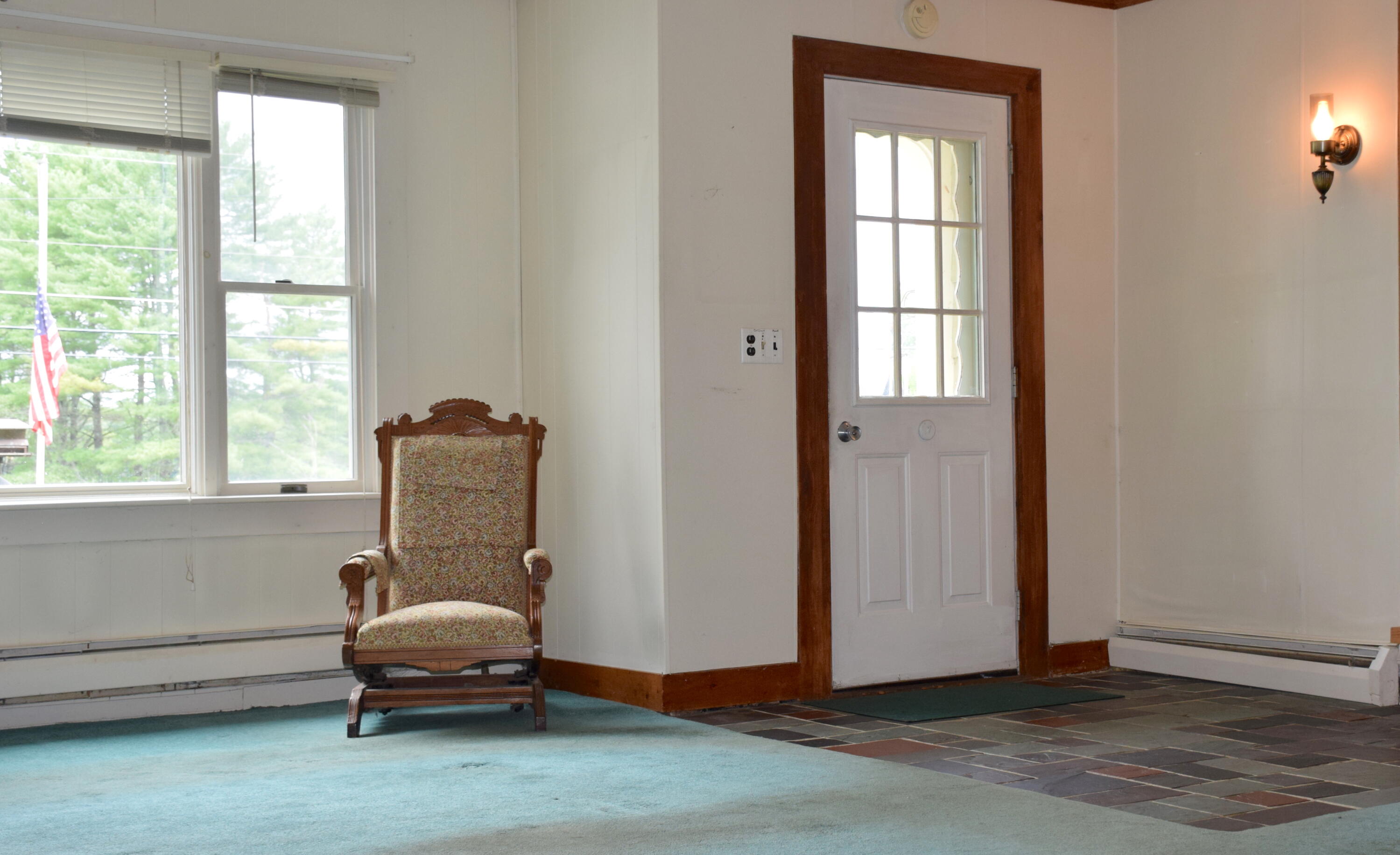 199 Hallowell Road Pownal, ME 04069 - Photo 5 of 28 10DSC_0127