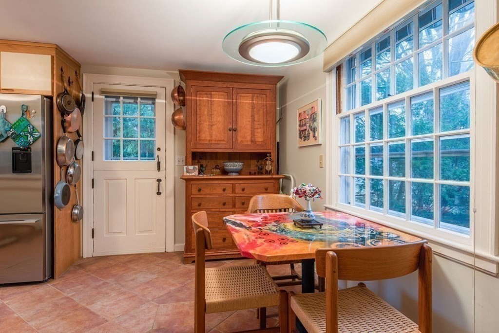 103 Sunset Avenue Amherst, MA 01002 - Photo 12 of 42 Gallery Image 12