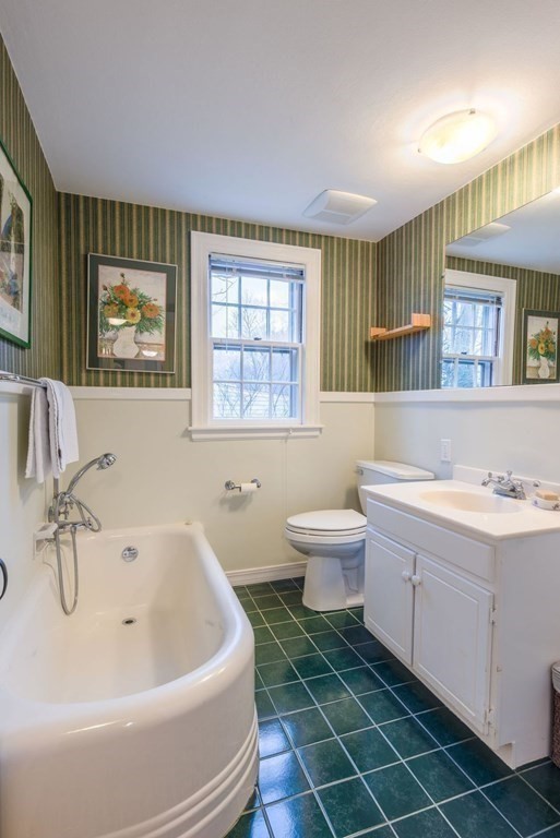 103 Sunset Avenue Amherst, MA 01002 - Photo 18 of 42 Gallery Image 18