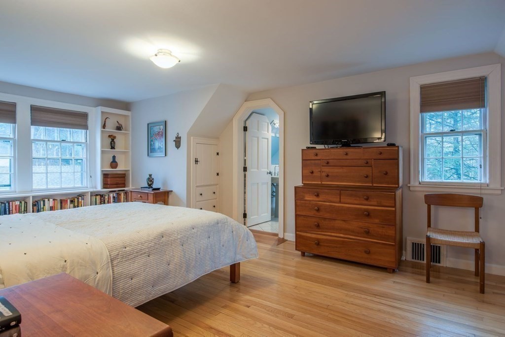 103 Sunset Avenue Amherst, MA 01002 - Photo 33 of 42 Gallery Image 33