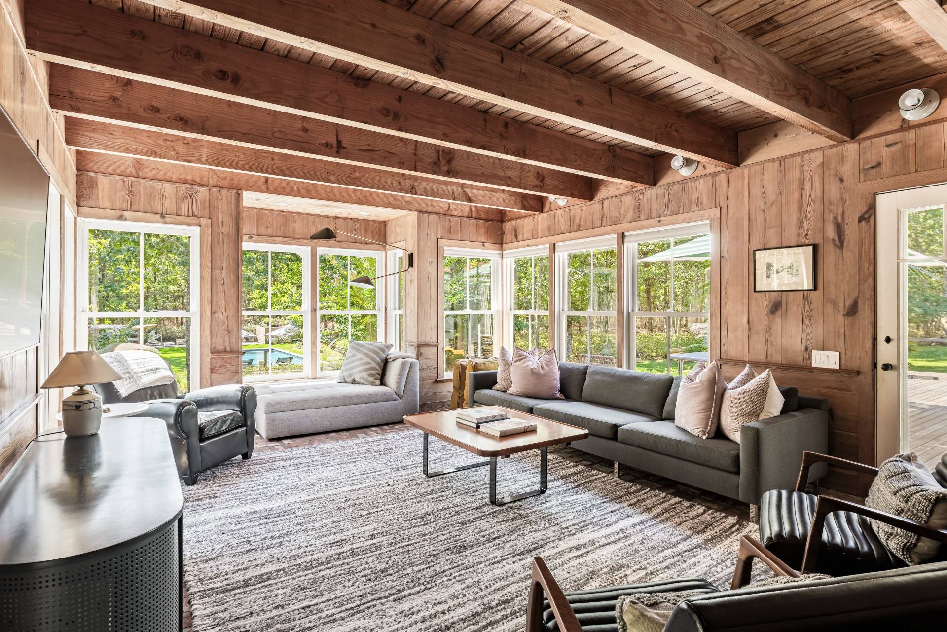 311 Town Line Road Wainscott, NY 11963 - Photo 5 of 39 Gallery Image 5