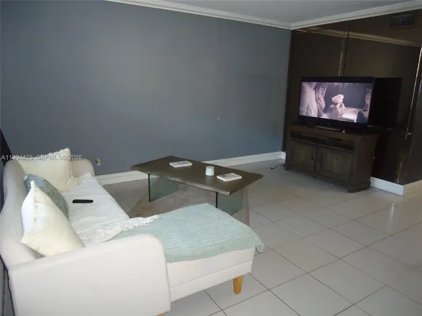 $1,750 | 1790 79th Street Causeway, Unit B108, North Bay Village, FL 33141