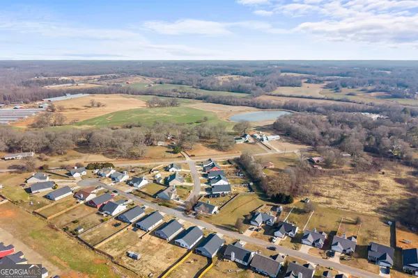 $240,000 | 7 Crestview Circle, Carnesville, GA 30521