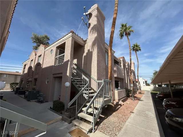 $1,375 | 1375 East Hacienda Avenue, Unit 217, Las Vegas, NV 89119