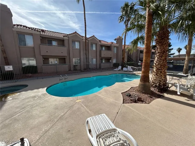 $1,375 | 1375 East Hacienda Avenue, Unit 217, Las Vegas, NV 89119