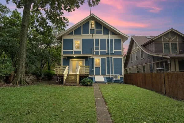 $525,000 | 2827 Campbell Street, Kansas City, MO 64109