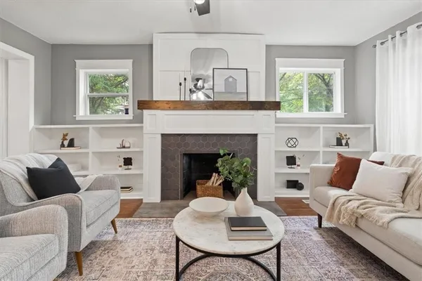 $525,000 | 2827 Campbell Street, Kansas City, MO 64109