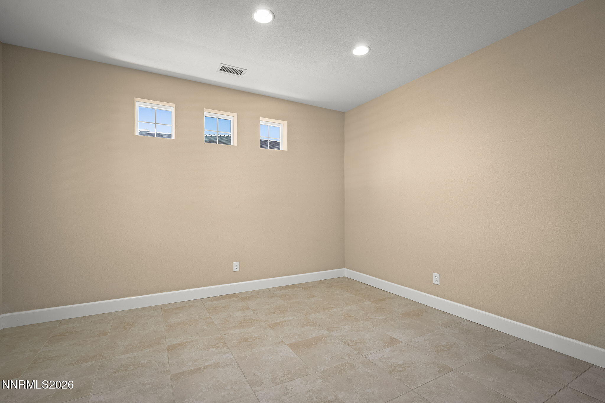 1832 Cholula Drive Reno, NV 89521 - Photo 4 of 23 6-web-or-mls-_DSC8013