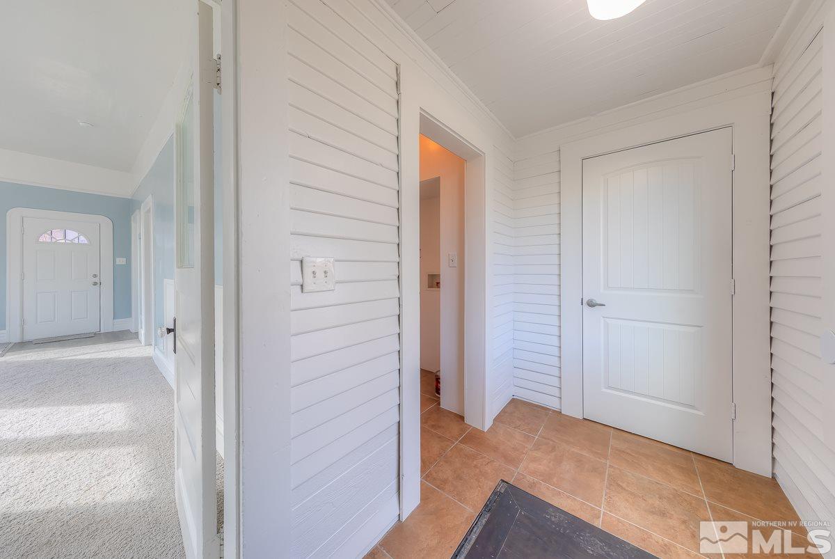 614 Elko Avenue Reno, NV 89512 - Photo 23 of 24 an empty room with closet