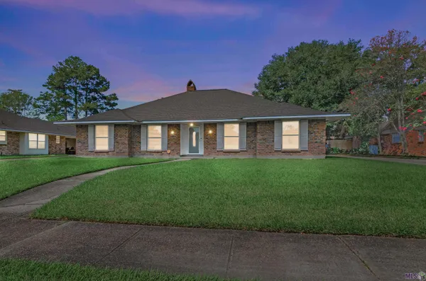 $299,900 | 514 Oakford Drive, Baton Rouge, LA 70815