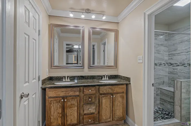 $305,000 | 514 Oakford Drive, Baton Rouge, LA 70815