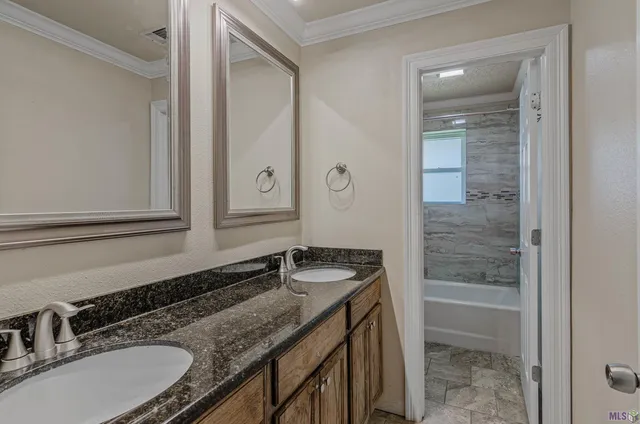 $305,000 | 514 Oakford Drive, Baton Rouge, LA 70815