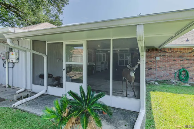 $305,000 | 514 Oakford Drive, Baton Rouge, LA 70815