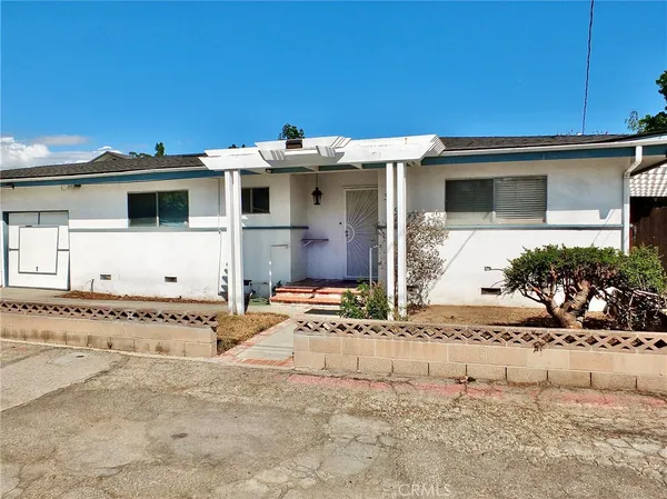 $1,295,000 | 148 East 36th Street, Long Beach, CA 90807