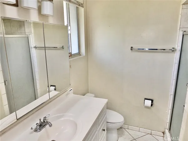 $1,295,000 | 148 East 36th Street, Long Beach, CA 90807