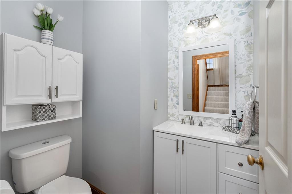 104 Manor Court Butler, PA 16001 - Photo 19 of 33