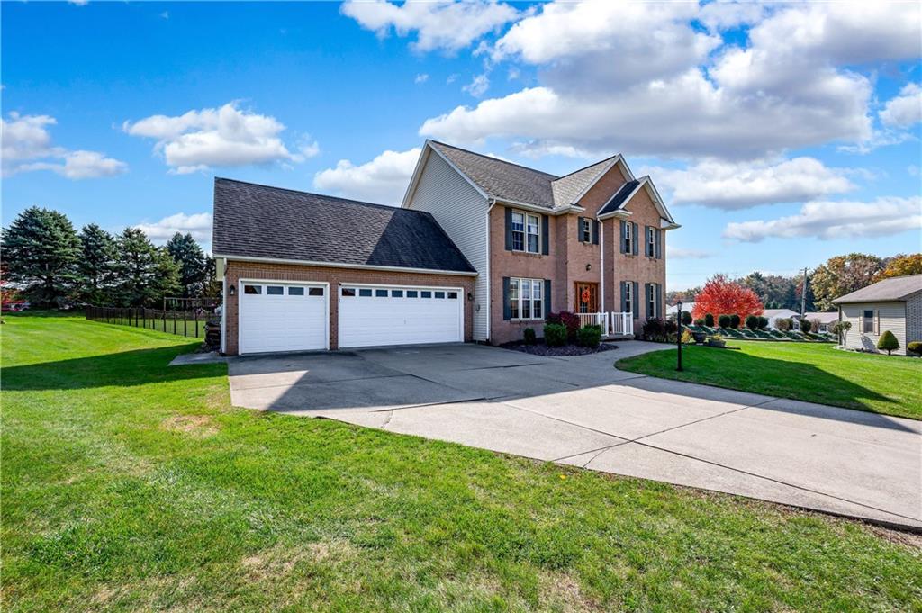 104 Manor Court Butler, PA 16001 - Photo 2 of 33
